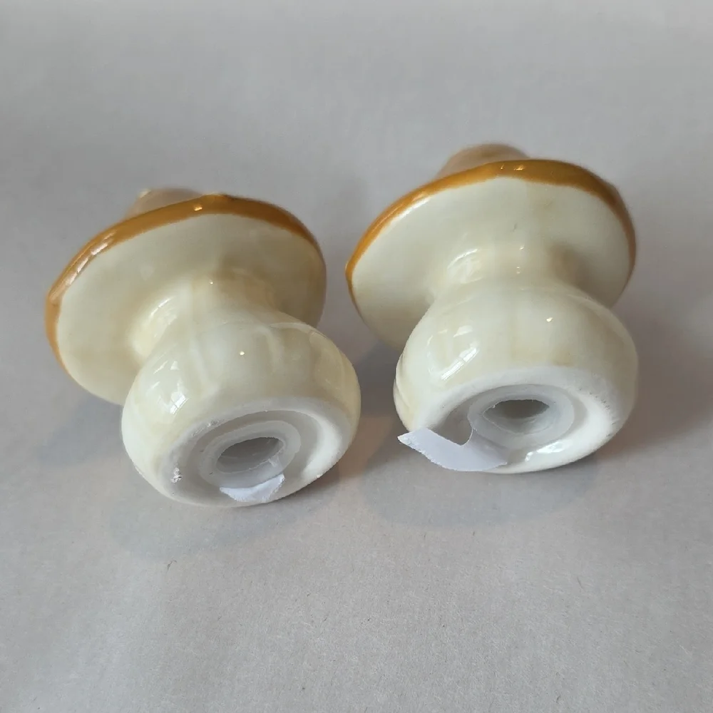 Mushroom Mini Salt and Pepper Shakers - Brown and Cream Ceramic Set NWOT